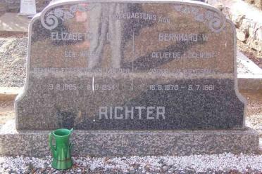 RICHTER Bernhard W. 1878-1961 & Elizabeth M.C. WIESE 1885-1954